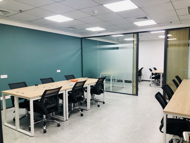 深圳高精镶钻机有什么特点